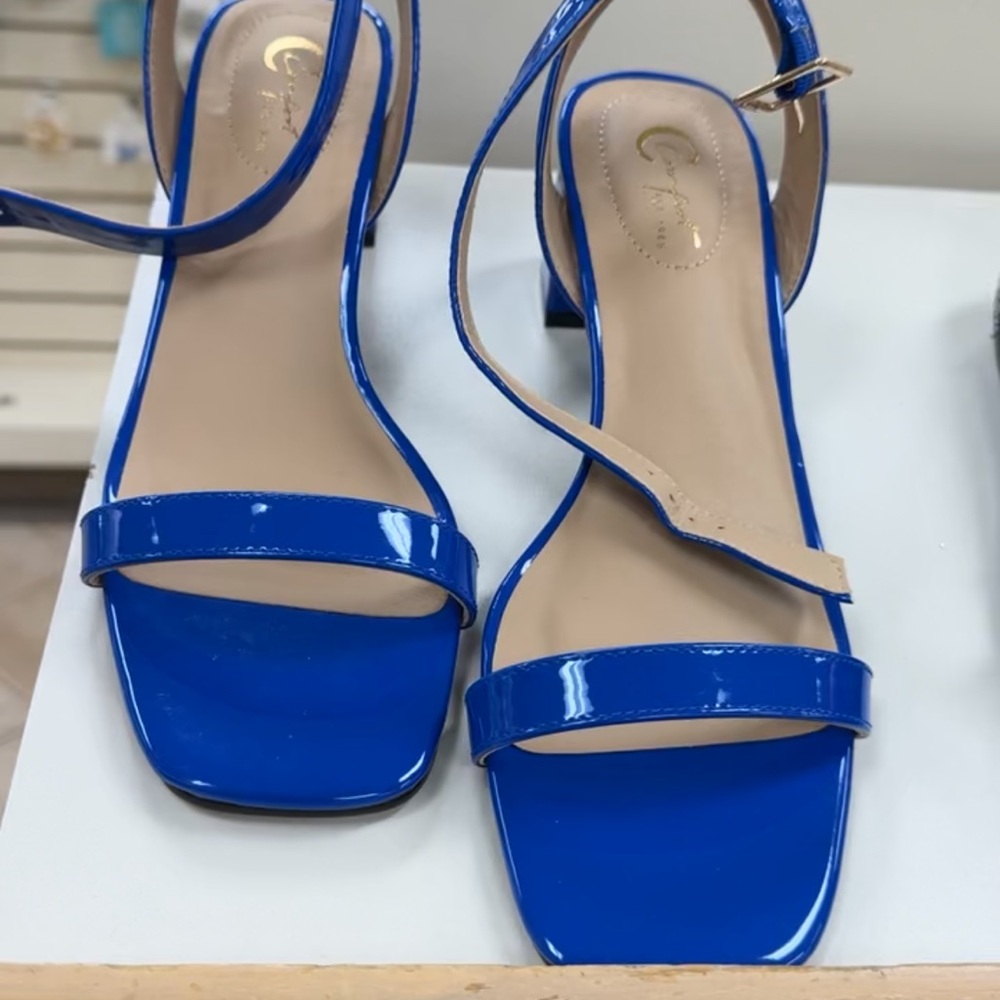 C. Label Blue Strappy Sandals